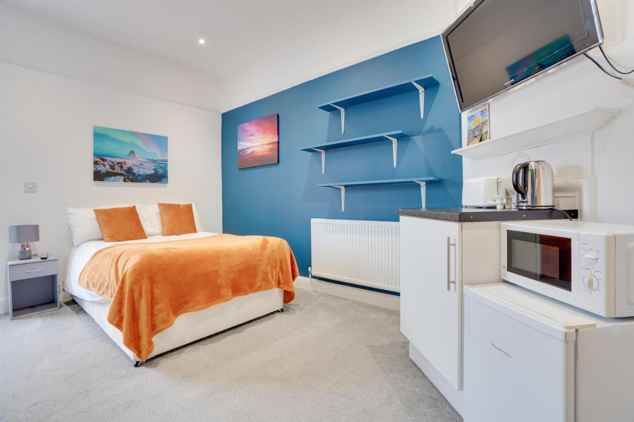 Homesly Guest Rooms, Comfortable En-Suite Guest Rooms With Free Parking And Self Check-In Berwick Upon Tweed Екстер'єр фото