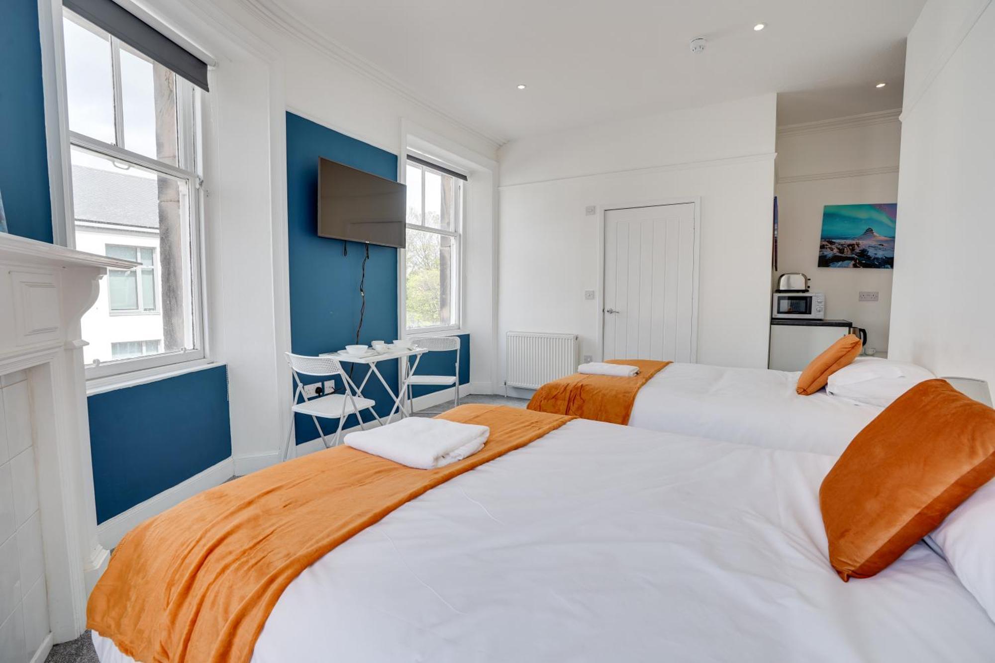 Homesly Guest Rooms, Comfortable En-Suite Guest Rooms With Free Parking And Self Check-In Berwick Upon Tweed Екстер'єр фото