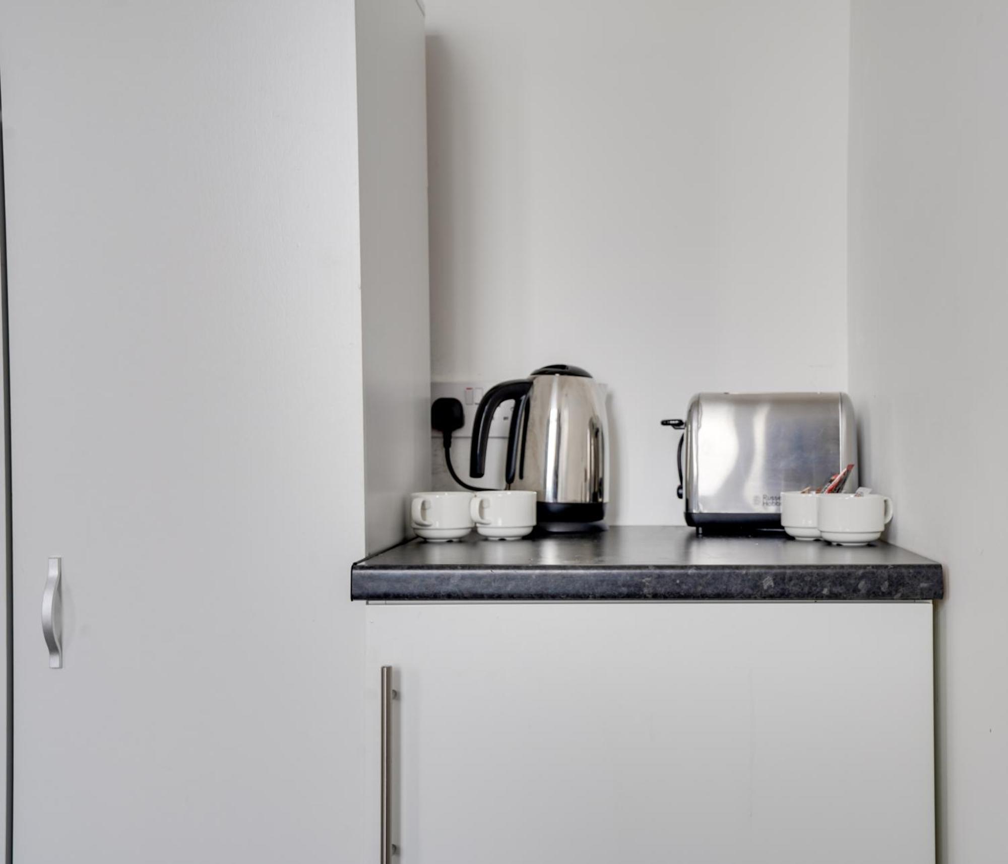 Homesly Guest Rooms, Comfortable En-Suite Guest Rooms With Free Parking And Self Check-In Berwick Upon Tweed Екстер'єр фото